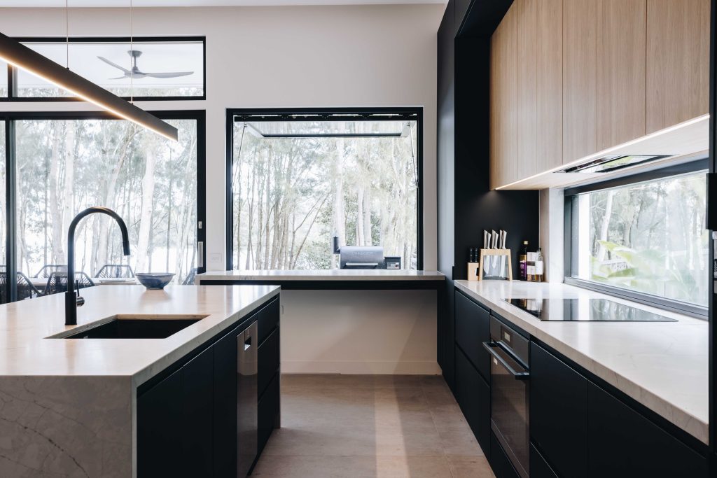 Black acented and contemporary kitchen